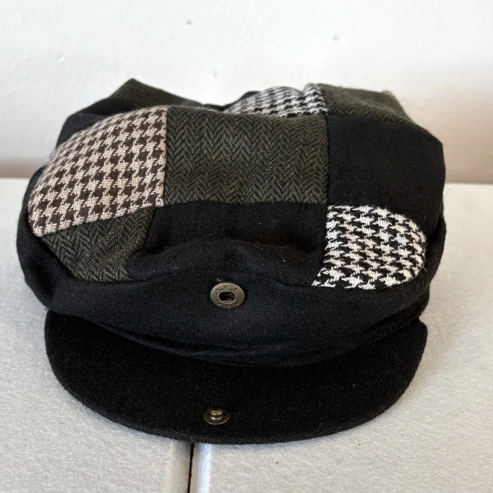 Man Of Aran Wool Newsboy Flat Cap M/L Preppy Patchwork Tweed Shamrock Ireland